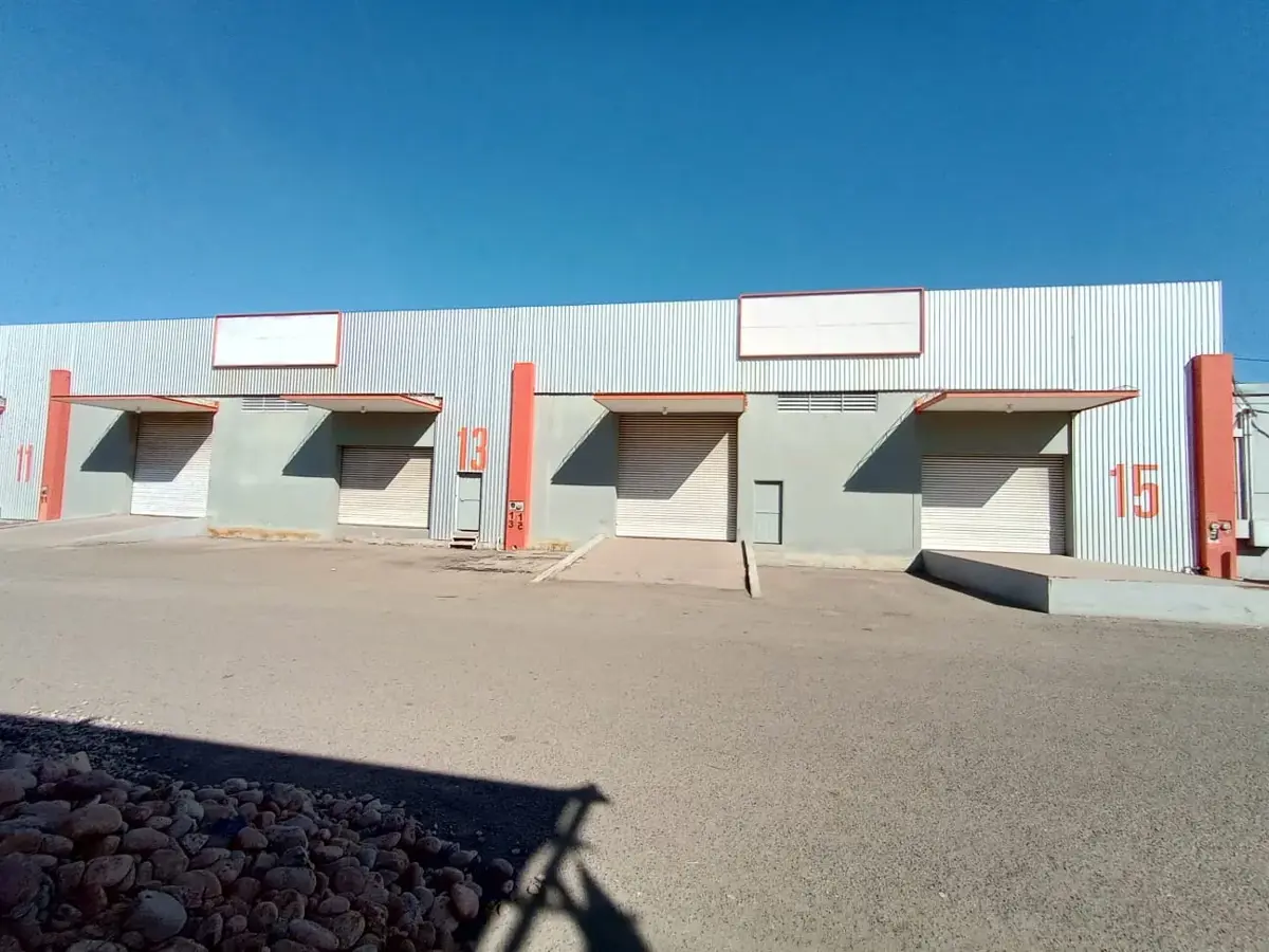 Bodega en renta en Bugambilias, Culiacán — foto 1 de 9