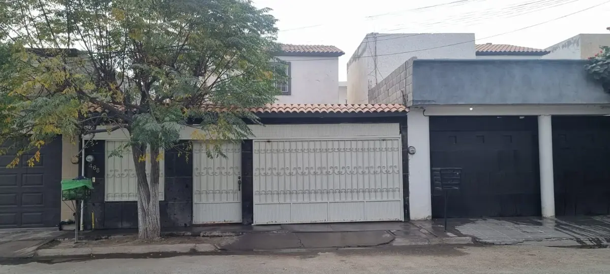 Casa en venta en Filadelfia, Gómez Palacio — foto 1 de 16