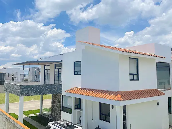 Casa en renta en Lázaro Cárdenas, Metepec — foto 2 de 23