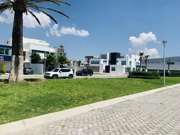 Terreno en venta en Zona Plateada, Pachuca de Soto — foto 2 de 11