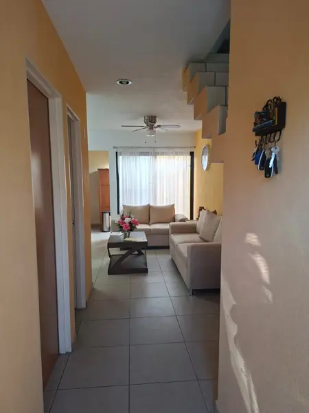 Casa en venta en Parques de Tesistán, Zapopan — foto 2 de 22