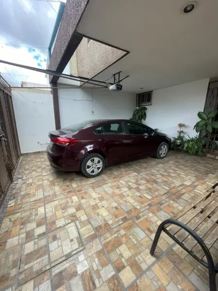 Casa en venta en Las Reynas, Irapuato — foto 2 de 19