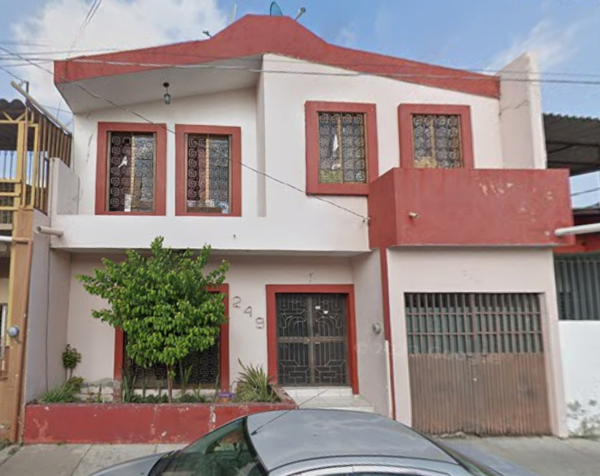 Casa en Venta en Colima Centro: Oportunidad Residencial
