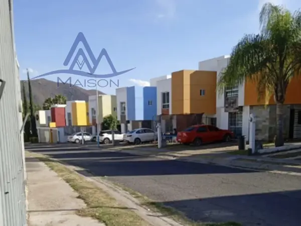 Casa en venta en Banús, Tlajomulco de Zúñiga — foto 2 de 15