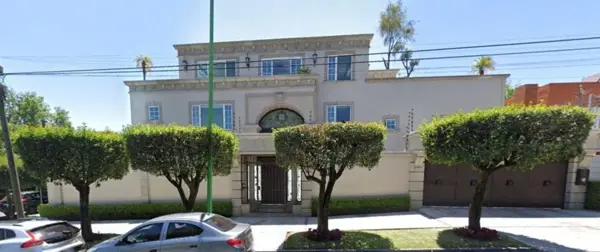 Casa en Remate Bancario en Lomas de Chapultepec II Sección, Miguel Hidalgo