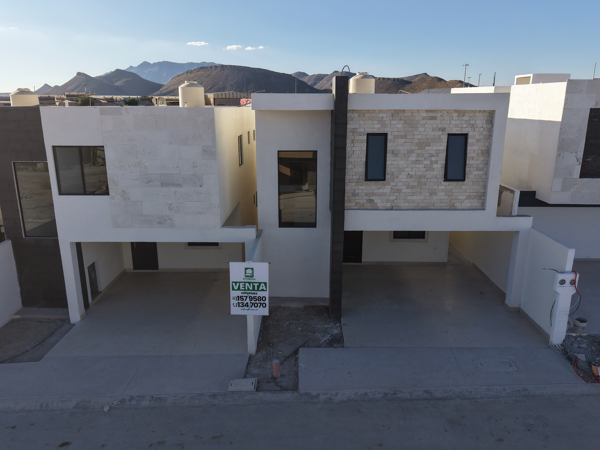 Casa en venta en Las Brisas, Saltillo — foto 2 de 21