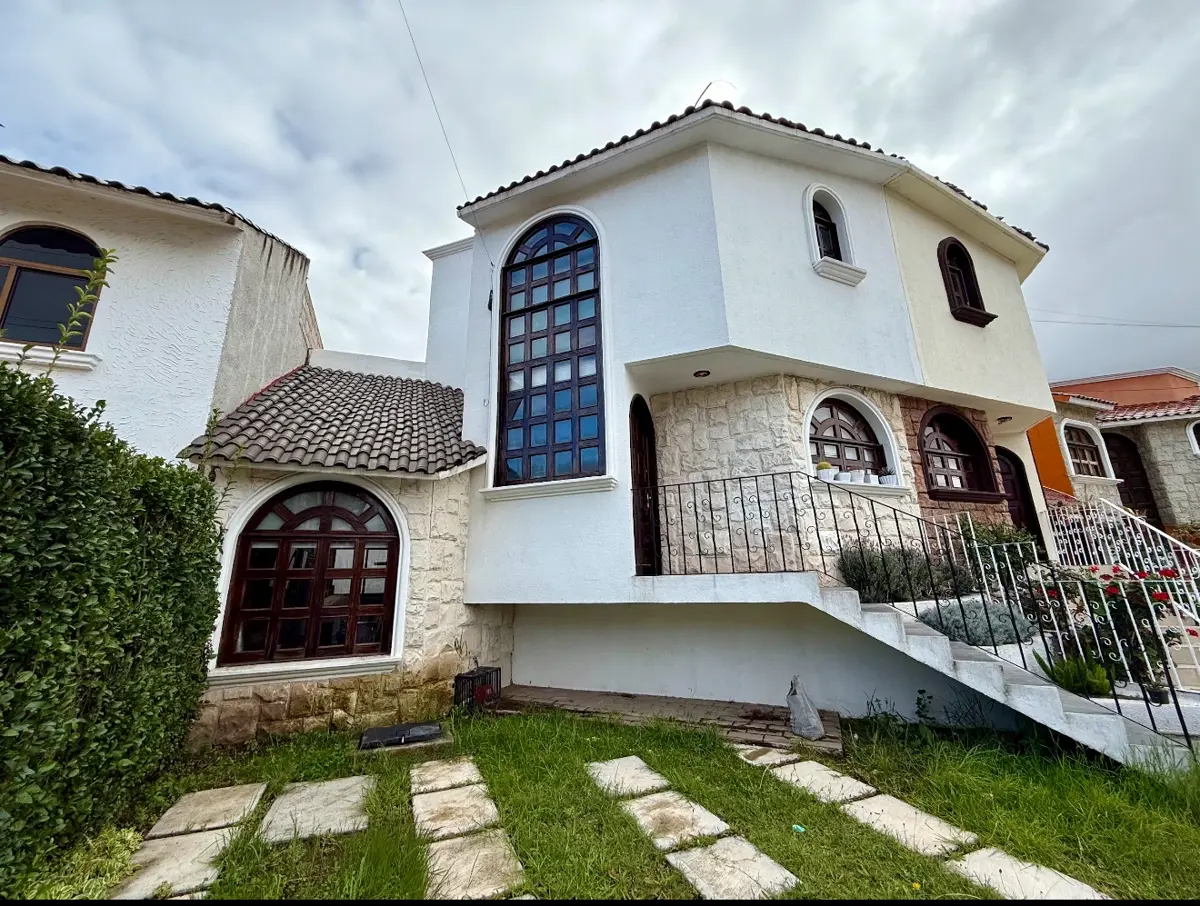 Casa en renta en Arboledas de San Javier, Pachuca de Soto — foto 1 de 31