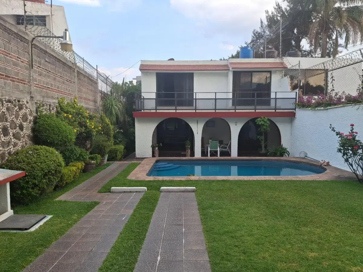 Casa en venta en Chamilpa, Cuernavaca — foto 1 de 12