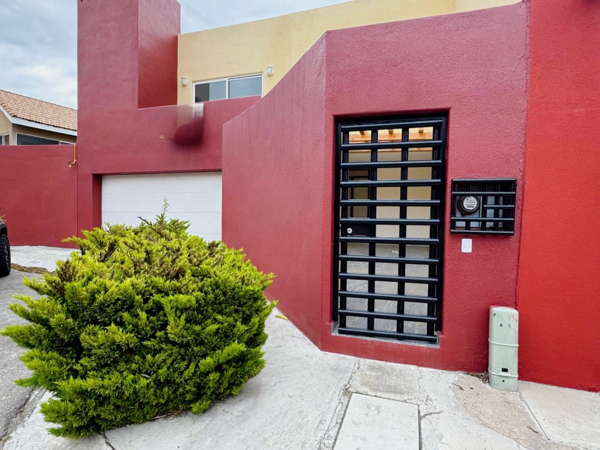 Casa en venta en La Perla Residencial, Tijuana — foto 2 de 27