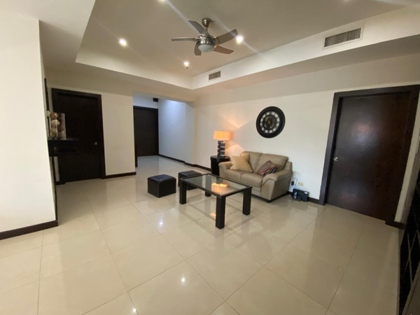 Hermoso Departamento en Renta | Arcángeles
