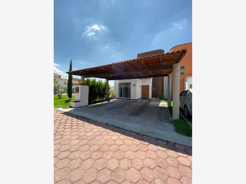 Casa en venta en Jardines de San Carlos, San Andrés Cholula — foto 1 de 18