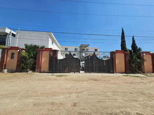 Casa en venta en Maclovio Rojas, Tijuana — foto 2 de 12