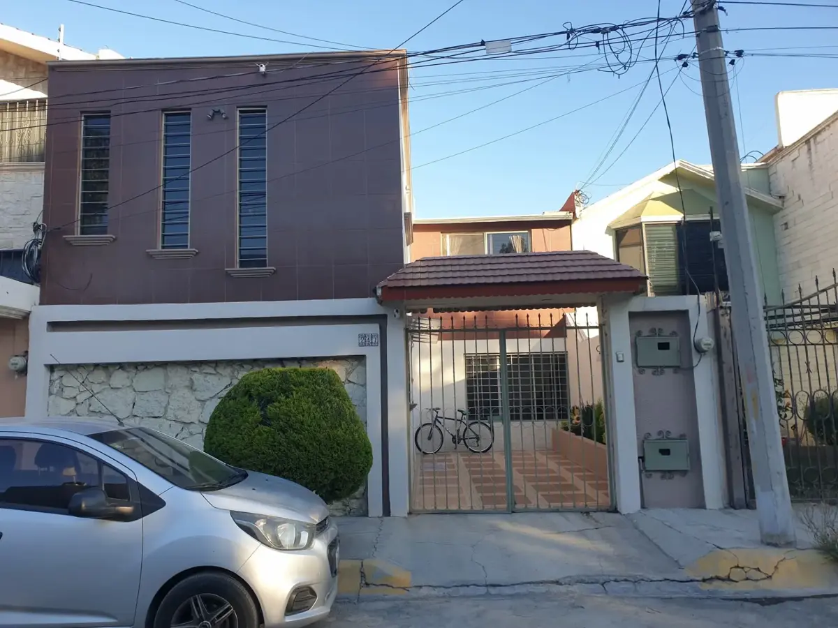 Casa en venta en Valle de San Javier, Pachuca de Soto — foto 1 de 14