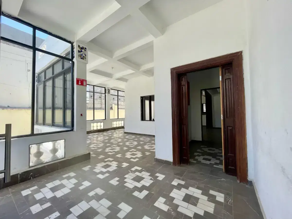 Vista 5 de GRAN CASA EN VENTA EN ZONA CENTRO