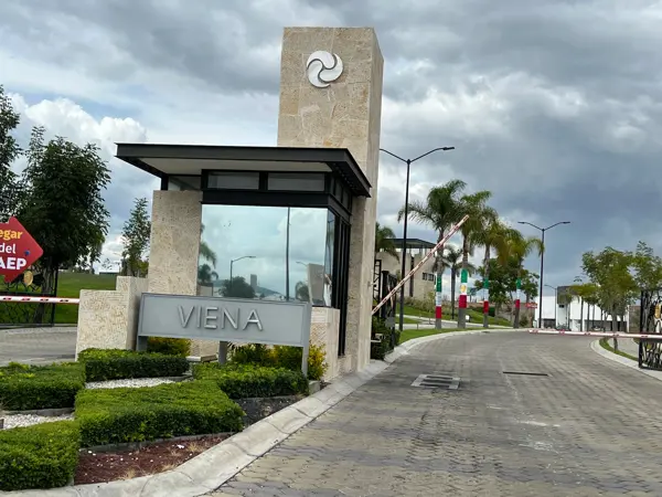 Terreno en venta en Lomas de Angelópolis II, San Andrés Cholula — foto 2 de 5