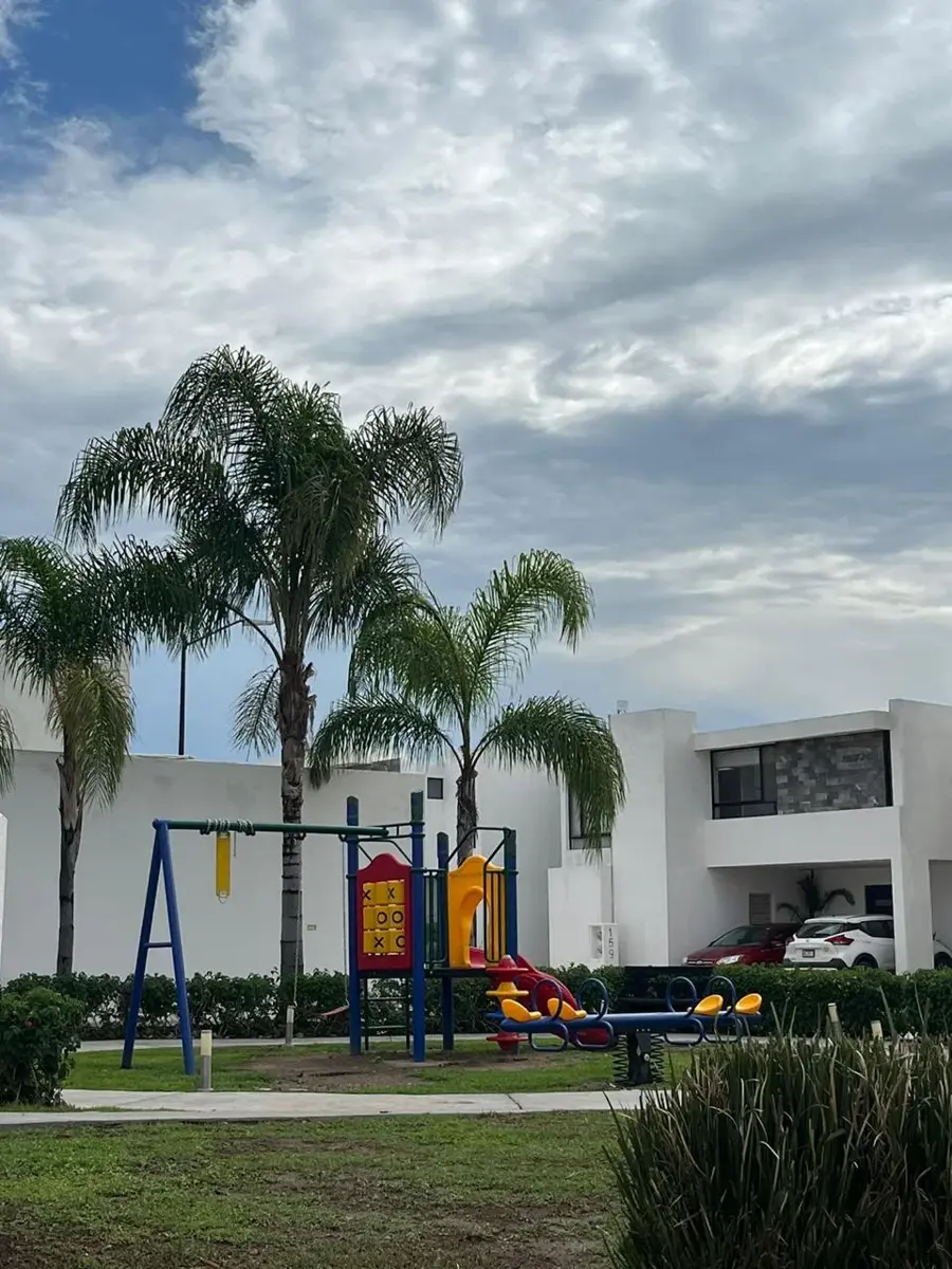 Casa en renta en Altania Residencial, Villa de Pozos — foto 1 de 11