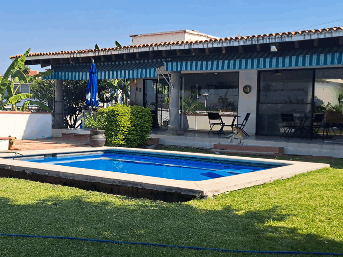Casa en venta en Burgos, Temixco — foto 1 de 17