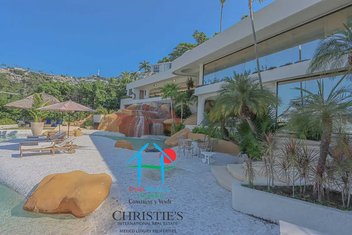 Casa con vista al mar, alberca privada y amenidades de resort. Para 12 personas Casa con vista al mar, alberca privada y amenidades de resort. Para 12 personas