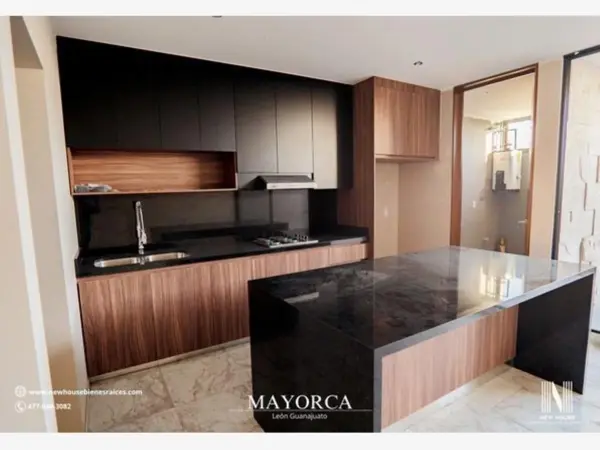 Casa en venta en Mayorca Residencial, León — foto 3 de 5