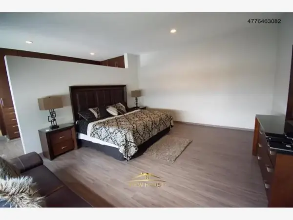 Casa en venta en Cañada del Refugio, León — foto 2 de 8