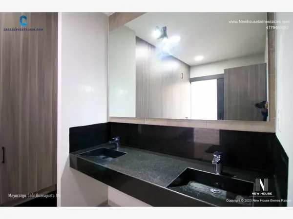 Casa en venta en El Mayorazgo Residencial, León — foto 2 de 12