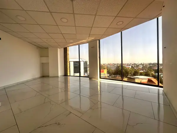 Oficina en renta en Ciudad Satelite, Naucalpan de Juárez — foto 3 de 13