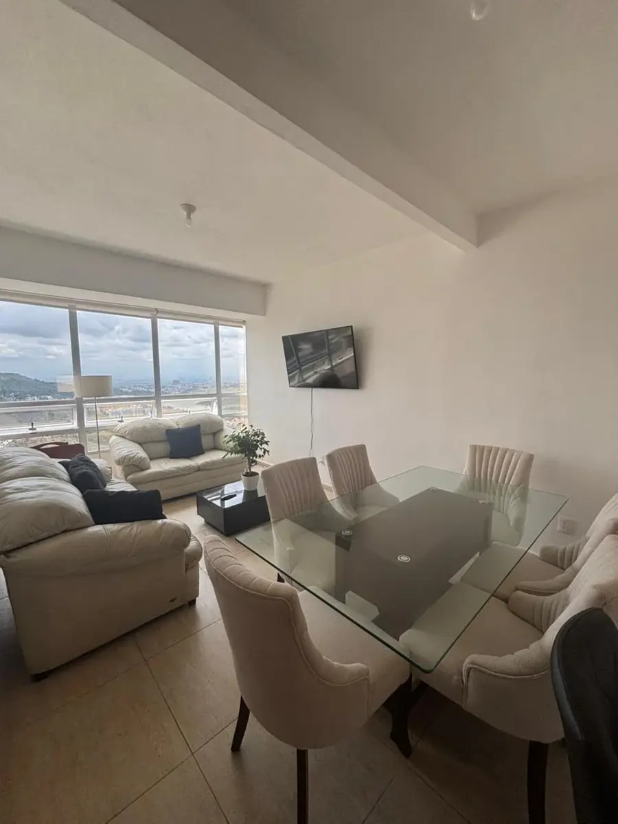 Departamento en renta en Bosque Esmeralda, Atizapán de Zaragoza — foto 1 de 11