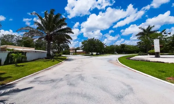 Terreno en venta en Jardines de Mérida, Mérida — foto 2 de 5