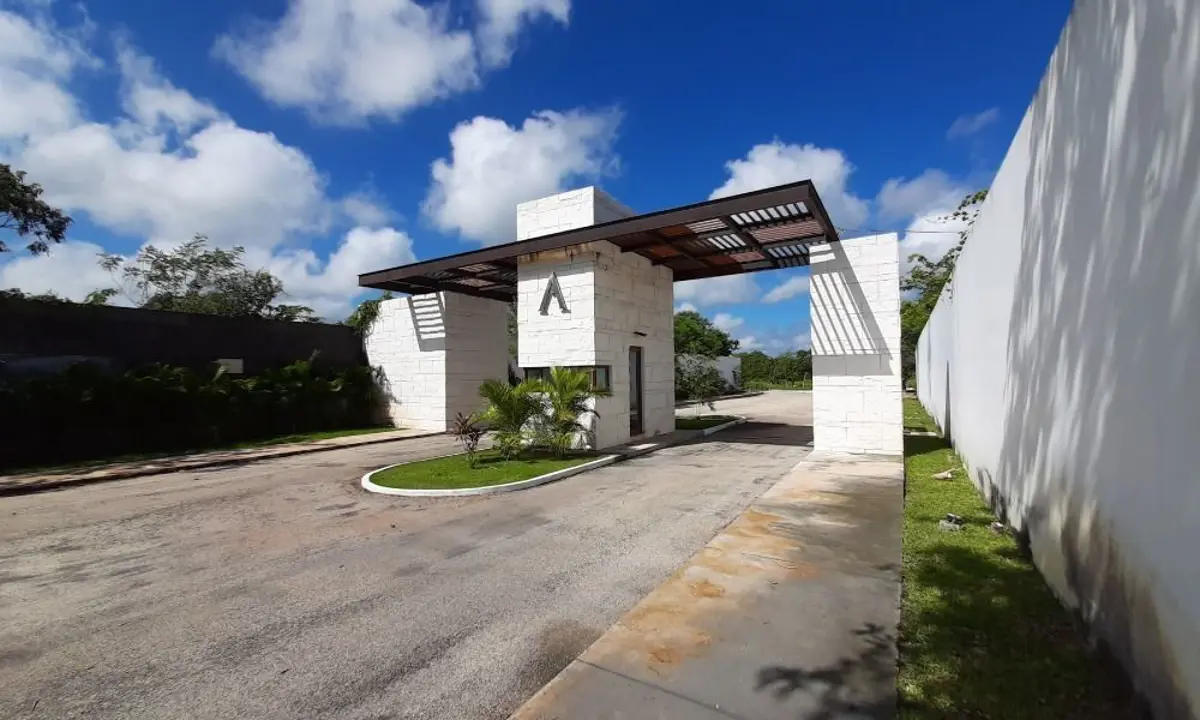 Terreno en venta en Jardines de Mérida, Mérida — foto 1 de 5