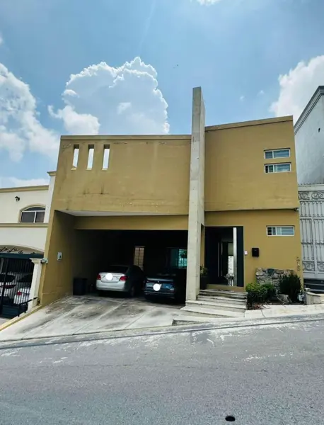 Casa en Venta en Residencial Dinastía, Monterrey, Nuevo León 1