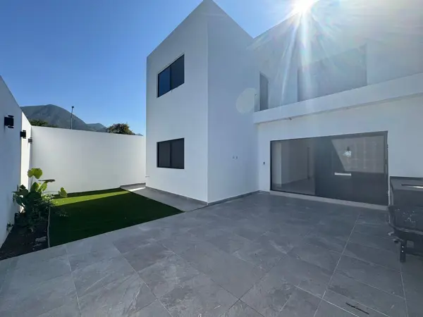 Casa en Venta en El Barrial, Santiago, Nuevo León 1