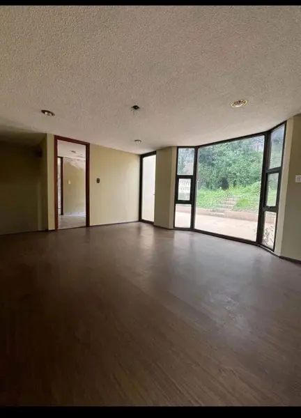 Casa en Venta en Lomas de Tecamachalco, Naucalpan de Juárez, México 2
