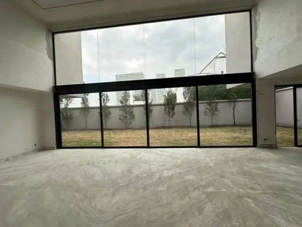 Casa en Venta en Bosques de las Lomas, Cuajimalpa de Morelos, Ciudad de México 3