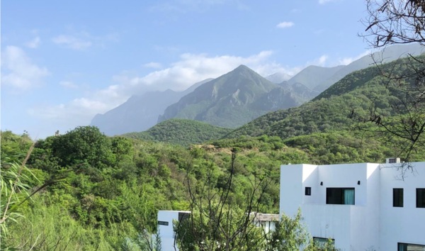 Terreno en Venta en Valle Alto, Monterrey, Nuevo León 1