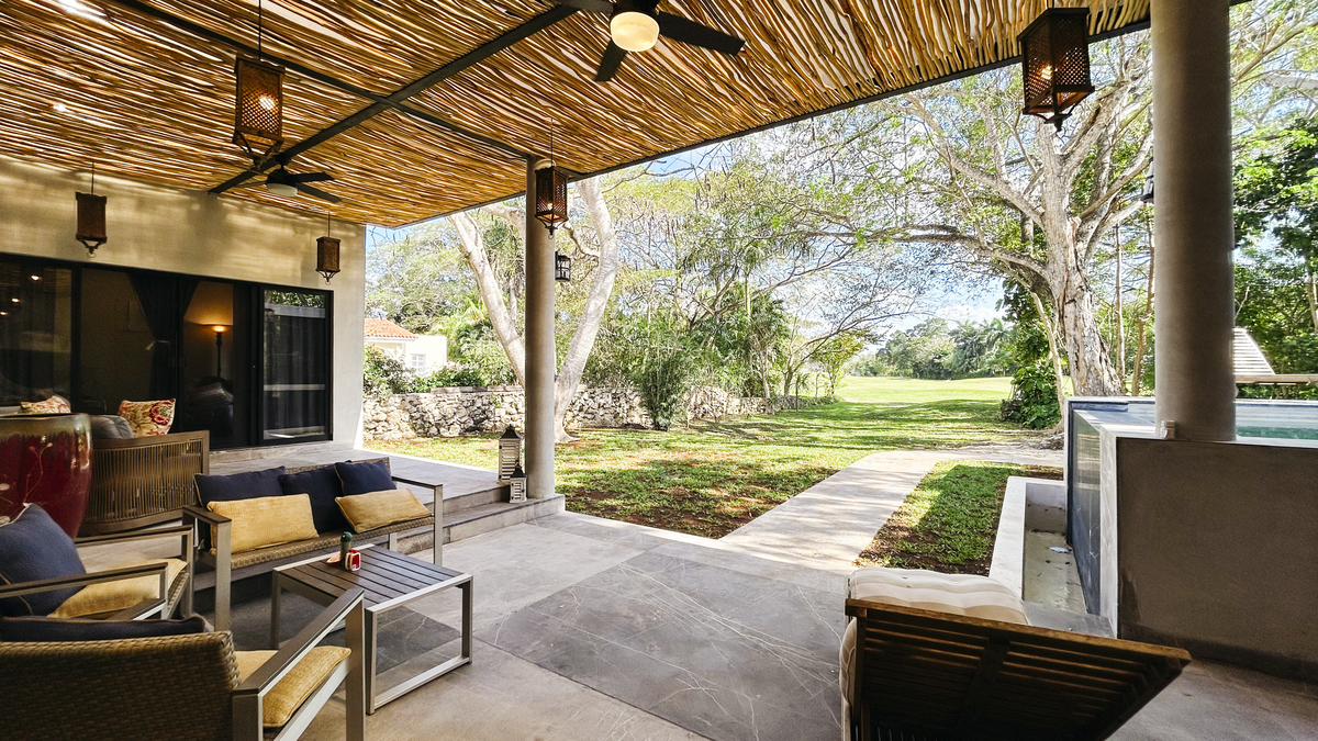 Casa en venta en Club de Golf la Ceiba, Mérida — foto 1 de 11