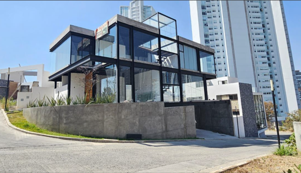 Casa en Venta en Bosque Real, Huixquilucan, México 1