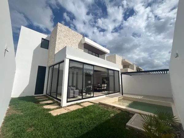 Casa en venta en Temozon Norte, Mérida — foto 2 de 23