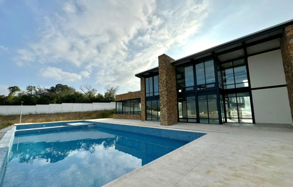 Terreno en Venta en El Barrial, Santiago, Nuevo León 4