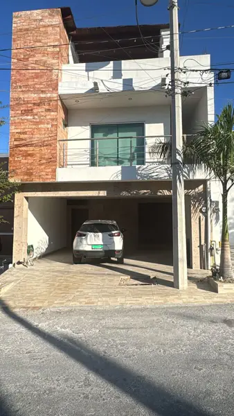 Casa en renta en Cerrada del Valle en Santa Catarina