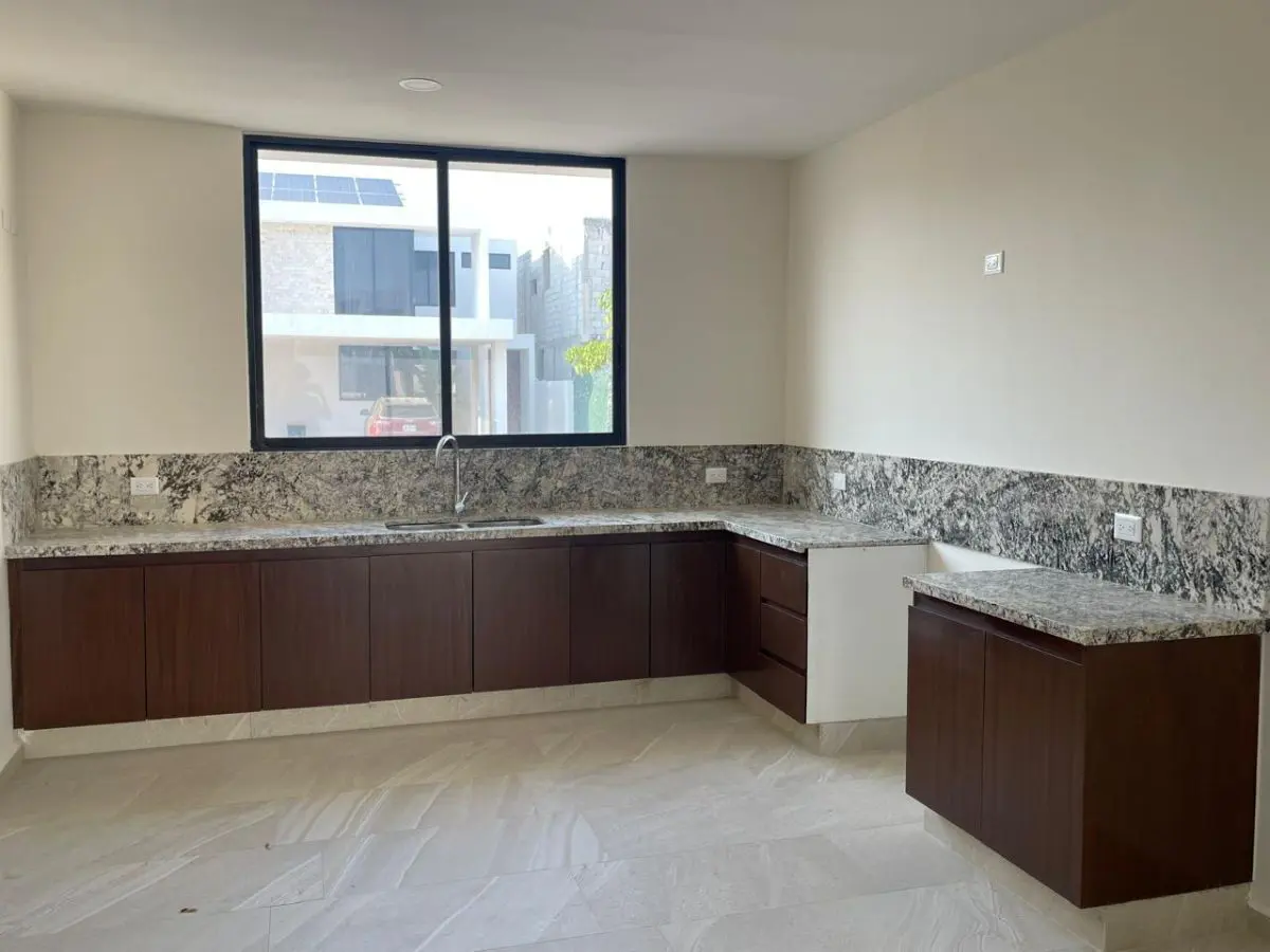 Casa en venta en Conkal, Conkal — foto 1 de 19
