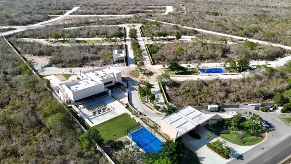 Terrenos en venta con acceso desde carretera Mérida -Progreso