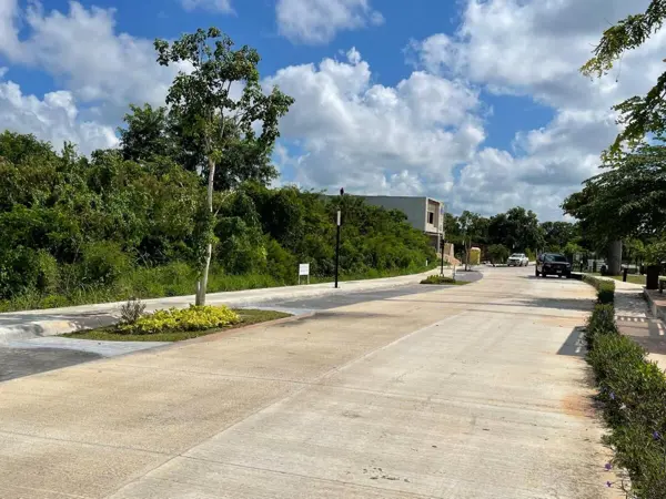 Terreno en venta en Tixcuytun, Mérida — foto 3 de 16