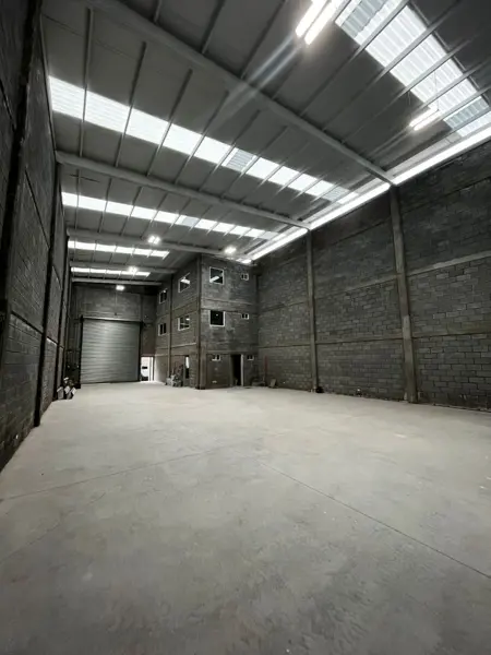 Bodega en Venta en Independencia, Monterrey, Nuevo León 4