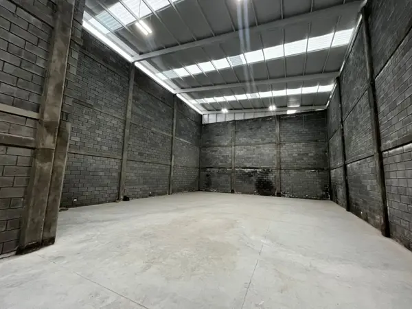 Bodega en Venta en Independencia, Monterrey, Nuevo León 1