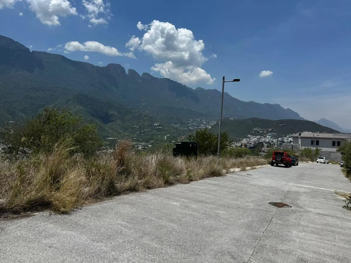 Terreno en venta en Colonial San Agustin, San Pedro Garza García — foto 1 de 12