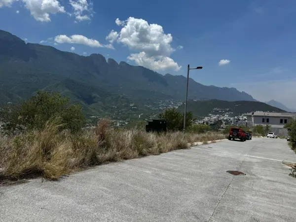 Terreno en Venta en Colonial San Agustin, San Pedro Garza García, Nuevo León 5