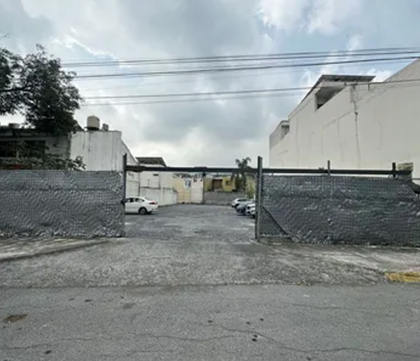 Terreno en Venta en Villas de Santa Engracia, San Pedro Garza García, Nuevo León 1