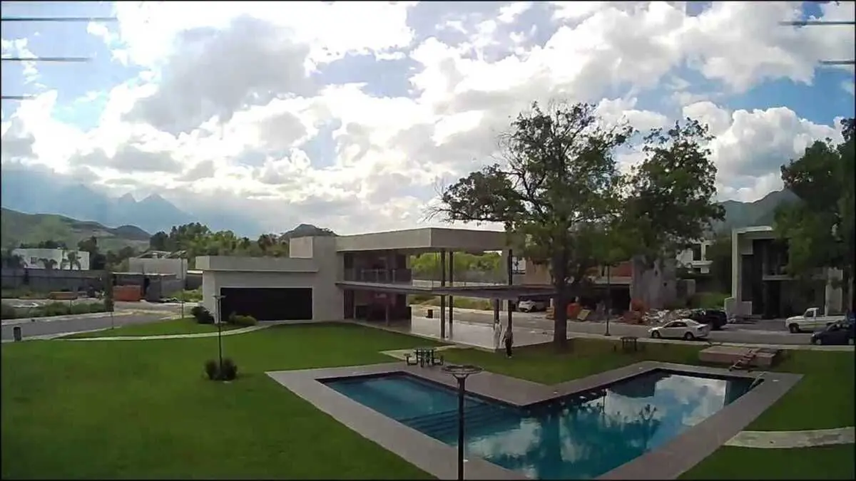 Casa en venta en El Uro, Monterrey — foto 1 de 10