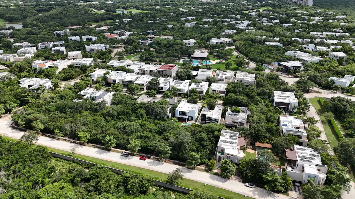 Terreno en venta en Yucatán Country Club, Mérida — foto 1 de 6