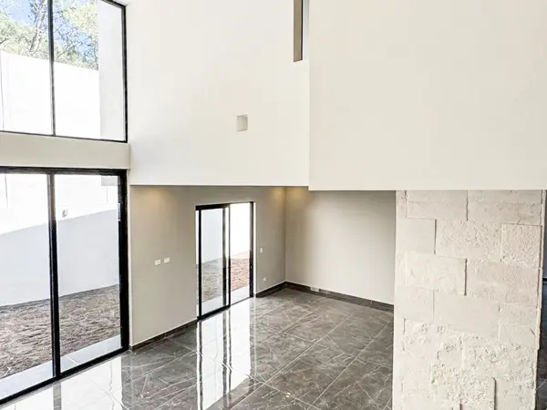 Casa en Venta en Bosques de las Misiones Sector Reserva, Santiago, Nuevo León 2